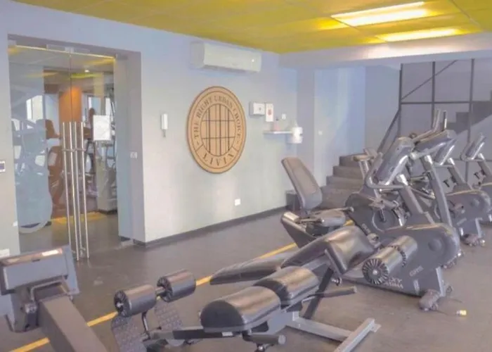 1 Bedroom Near Hospital Espanol *