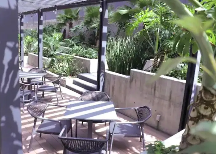 1 Bedroom Near Hospital Espanol Apartment *