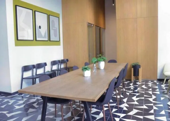 Apartment 1 Bedroom Near Hospital Espanol